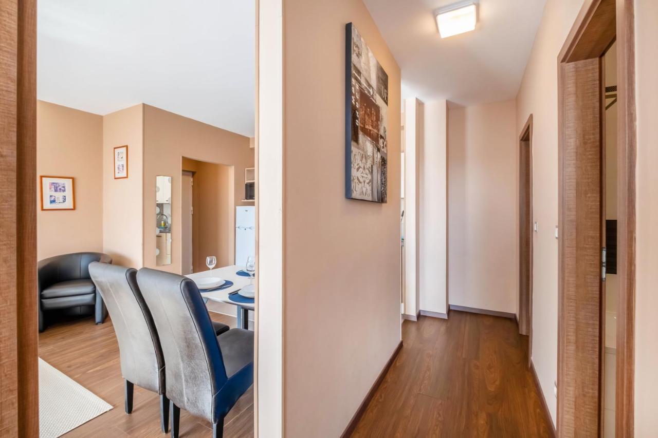 Mf Port Azur Wellness Apartments Шіофок Екстер'єр фото