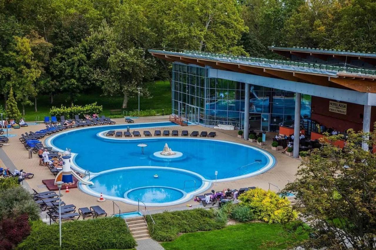 Mf Port Azur Wellness Apartments Шіофок Екстер'єр фото